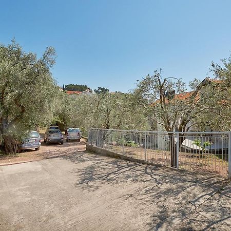 Apartmani Kuca U Maslinama Sveti Stefan Buitenkant foto