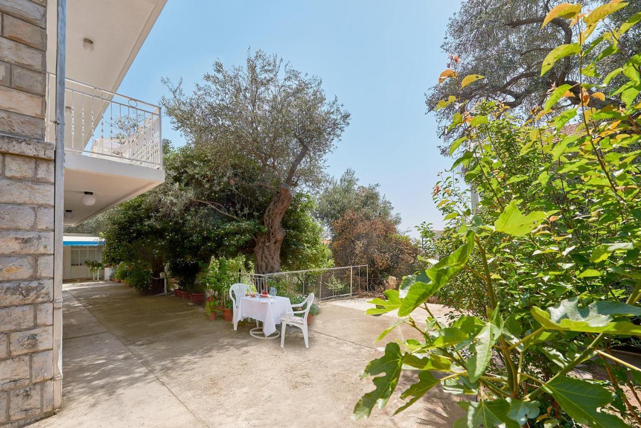 Apartmani Kuca U Maslinama Sveti Stefan Buitenkant foto
