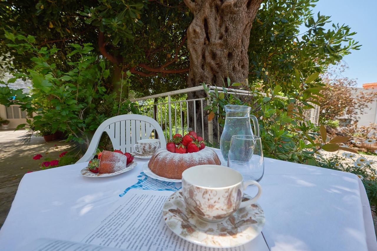 Apartmani Kuca U Maslinama Sveti Stefan Buitenkant foto