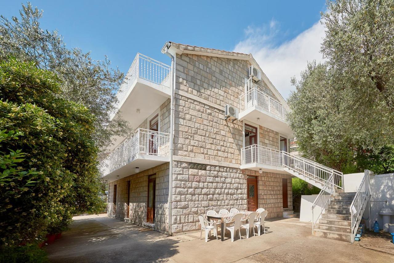 Apartmani Kuca U Maslinama Sveti Stefan Buitenkant foto